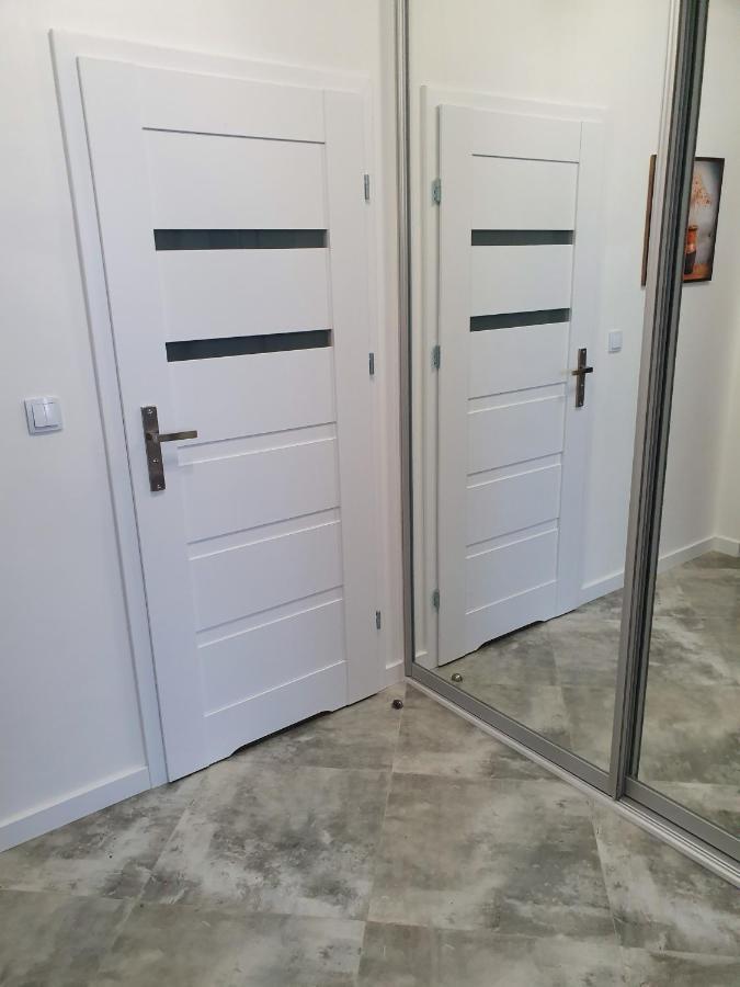 Apartament Na Lazurowej Varşovia Exterior foto
