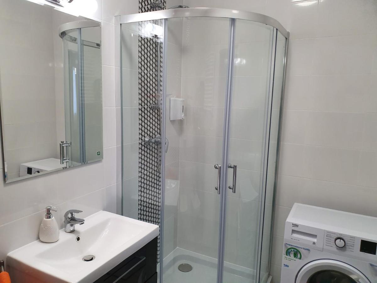 Apartament Na Lazurowej Varşovia Exterior foto